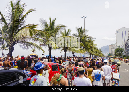 Straßenjahrmarkt Strand von Ipanema, Rio De Janeiro, Brasilien Stockfoto