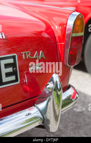 Eine vollständig restaurierte rote Triumph TR4a-Sportwagen Stockfoto