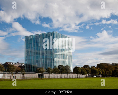 Außenseite des Bibliotheksgebäudes, University of Aberdeen Stockfoto