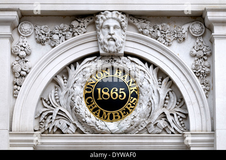 London, England, Vereinigtes Königreich. Union Bank Kammern (1865) bei 61 Carey Street. Früher beschränkte Union Bank of London Chancery Lane Branch Stockfoto