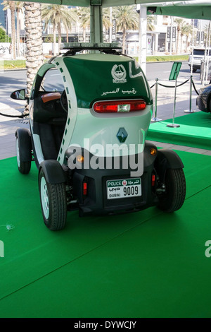 Dubai Polizei Renault Twizy Elektro Streifenwagen Stockfoto