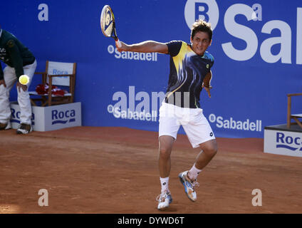 Barcelona, Spanien. 25. April 2014. BARCELONA-Spanien-25 April: Nicolas Almagro im 1/4 Finale match zwischen Rafael Nadal und Nicolas Almagro, für Barcelona Open Banc Sabadell, 62 Trofeo Conde de Godo, gespielt an der Tennis-RC-Barcelona am 25. April 2014. Foto. Joan Valls/Urbanandsport/Nurphoto. Bildnachweis: Joan Valls/NurPhoto/ZUMAPRESS.com/Alamy Live-Nachrichten Stockfoto