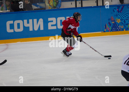 Meghan Agosta (CAN), USA-Kanada Frauen Eishockey bei den Olympischen Winterspielen, Sotschi 2014 Stockfoto