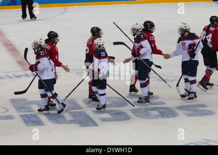 USA-Kanada Frauen Eishockey bei den Olympischen Winterspielen, Sotschi 2014 Stockfoto