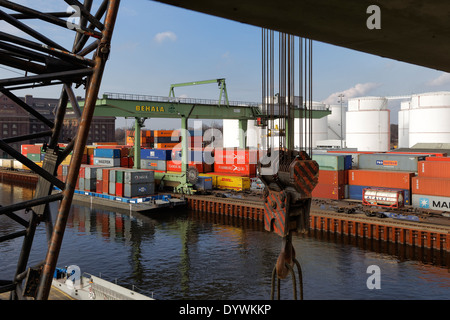 Berlin, Deutschland, Blick auf den Container terminal West Harbour Stockfoto