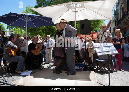 Tango-Tänzer. Dorrego Platz. San Telmo Bezirk. Buenos Aires. Argentinien Stockfoto