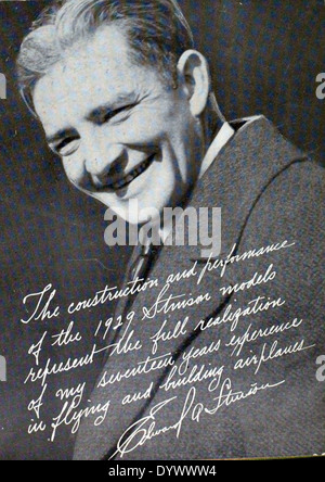 Das AL-58 Jones Album zeigt ein Foto zu Eastern Airlines mit den Piloten Edward Stinson und Fred Alvin Jones. Eastern Airlines war eine der wichtigsten US-Fluggesellschaften in den Anfängen der kommerziellen Luftfahrt, und Stinson und Jones waren einflussreiche Persönlichkeiten in der Luftfahrtgeschichte und trugen zum Erfolg der Fluggesellschaft bei. Stockfoto