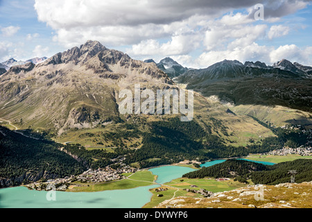 Blick von Corvatsch Torwards Silvaplana, Engadin, Schweiz Stockfoto