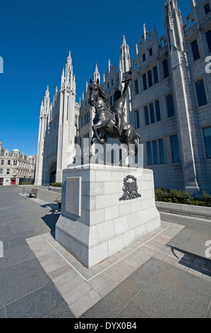 Statue von König Robert the Bruce außerhalb der Marshall Collage Aberdeen.  SCO 9060. Stockfoto