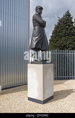 Öffentliche UK Statue: Flug Pionier und Wildwest Showman Samuel Franklin Cody Stockfoto