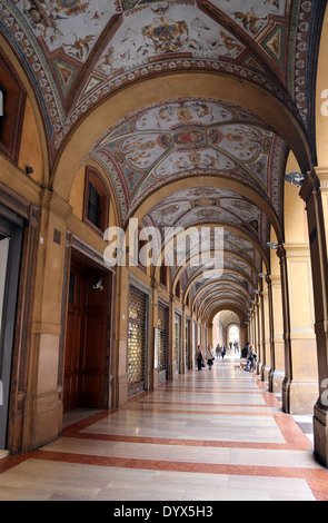 Dekorative Arcade in Bologna, Italien Stockfoto