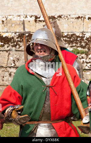 Glücklich mittelalterliche Soldat Stockfoto