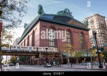 Harold Washington Library Center auf South State Street, Chicago, IL. Stockfoto