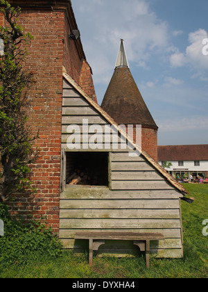 Kentish Oast houses Stockfoto