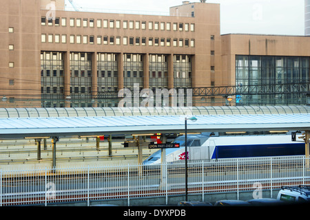 HST-Zug Ankunft in la Gare de la Part-Dieu in Lyon, Frankreich Stockfoto