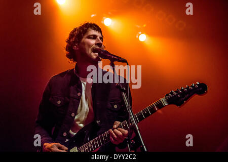 Detroit, Michigan, USA. 27. April 2014. SAM ROBERTS von der SAM ROBERTS BAND auf der 2014 US-Tour zur Unterstützung der anstehenden Studio-Version '' Lo-Fantasy in The Fillmore in Detroit, MI am 26. April 2014 © Marc Nader/ZUMA Wire/ZUMAPRESS.com/Alamy Live News Stockfoto