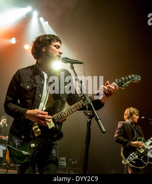 Detroit, Michigan, USA. 27. April 2014. SAM ROBERTS von der SAM ROBERTS BAND auf der 2014 US-Tour zur Unterstützung der anstehenden Studio-Version '' Lo-Fantasy in The Fillmore in Detroit, MI am 26. April 2014 © Marc Nader/ZUMA Wire/ZUMAPRESS.com/Alamy Live News Stockfoto