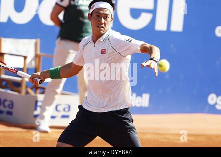 Barcelona, Spanien. 27. April 2014. : Kei Nishikori (JPN) Kei Nishikori Japans in Aktion während der Herren Einzel Finale Tennismatch des Tennisturniers ATP 500 World Tour Barcelona Open Banco Sabadell 2014 bei der Real Club de Tenis in Barcelona, Spanien. Bildnachweis: AFLO/Alamy Live-Nachrichten Stockfoto