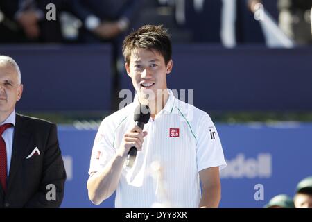 Barcelona, Spanien. 27. April 2014. Kei Nishikori (JPN) Tennis: Kei Nishikiori Japans spricht nach dem Gewinn der Herren Finale des Tennisturniers ATP 500 World Tour Barcelona Open Banco Sabadell 2014 bei der Real Club de Tenis in Barcelona, Spanien. Bildnachweis: AFLO/Alamy Live-Nachrichten Stockfoto