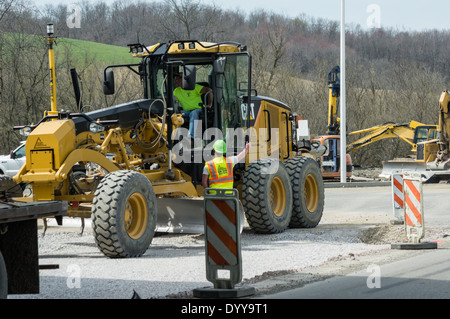 Straßenbau und Ausrüstung am interstate Highway 70.  Washington, Pennsylvania Stockfoto