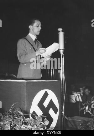 Joseph Goebbels kündigt die Wehrpflicht, 1935 Stockfoto