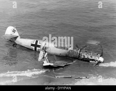 Luftschlacht um England: deutsche Flugzeuge, Maschine geschossen abgeschossen, Flugzeug zu retten, 1940 Messerschm abgeschossen Stockfoto