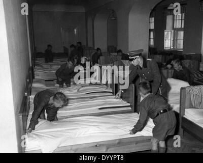 NAPOLA-Schule am Schloss Reisan in der Nähe von Lissa, 1941 Stockfoto