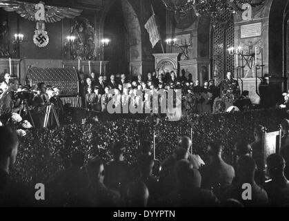 Willy Liebel während seiner Rede zur Eröffnung des "Ralley des Sieges", 1933 Stockfoto