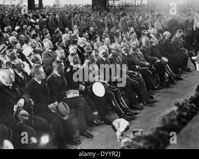 Hochrangige NSDAP-Mitglieder eine Öffnung der Partei-Ralley in Nürnberg, 1933 Stockfoto