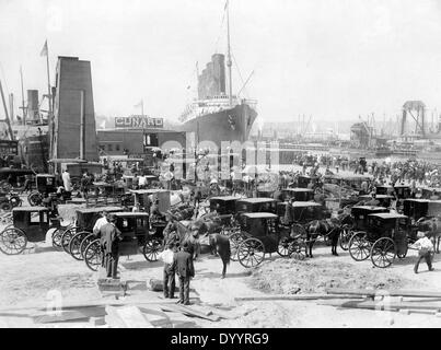 RMS Lusitania in New York, 1911 Stockfoto