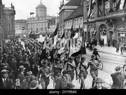 Junge Mitglieder der DNVP am Tag von Potsdam, 1933 Stockfoto