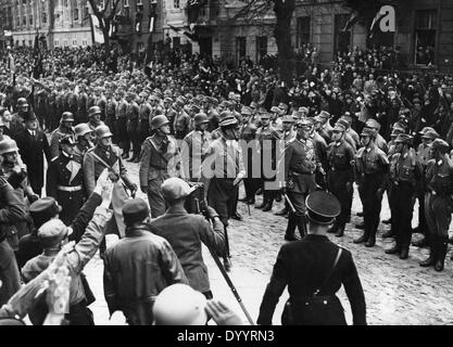 Paul von Hindenburg an das Militär parade auf dem "Tag von Potsdam", 1933 Stockfoto