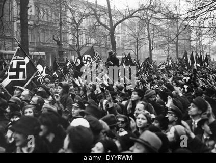 Mitglieder der Hitler-Jugend Marsch durch Berlin, 1933 Stockfoto