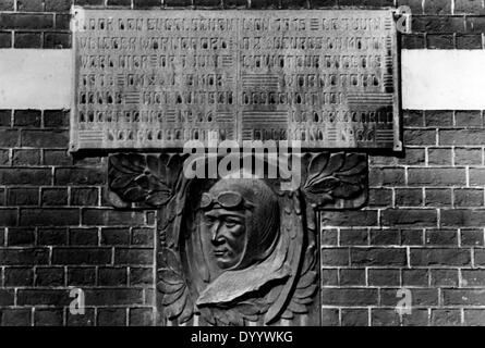 Gedenktafel für britische Flieger Lt. Reginald Warneford Stockfoto