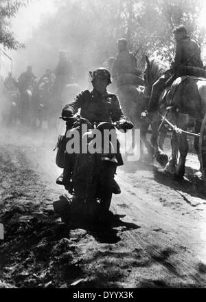 Vorrückenden deutschen Truppen im Sommer 1941 Stockfoto