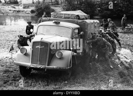 Deutsche Truppen im Jahre 1939, LKW in Polen, 1939 Stockfoto