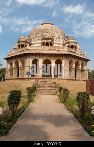 New Delhi-Indien. Lodi Gardens. Grab von Muhammad Shah Sayyid, aka Mubarak Khan, 3. Sayyid Lineal, 1434-44. Chhatris, obere Ebene. Stockfoto