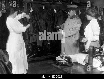 Waffen sammeln zeigen, 1914 Stockfoto