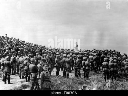 Soldaten der Wehrmacht im Fort Douaumont, 1941 Stockfoto