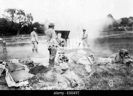Verlieren eine 15 cm Haubitze, 1915 Stockfoto