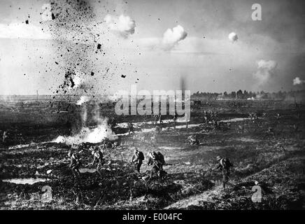 Angriff der deutschen Soldaten an der Westfront, 1916 Stockfoto