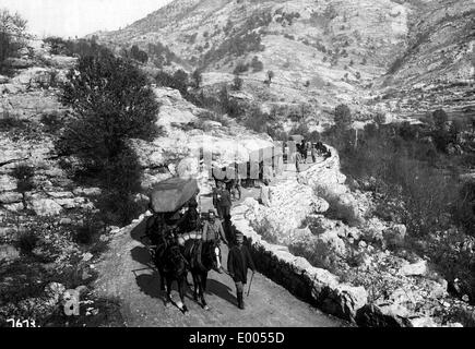 Österreich-ungarischen Truppen in den montenegrinischen Bergen, 1916 Stockfoto