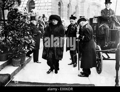 Trauerfeier für die ermordete Erzherzog Franz Ferdinand und seine Frau, 1914 Stockfoto