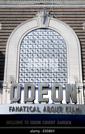 London, England, Vereinigtes Königreich. Odeon Kino, Covent Garden (135 Shaftesbury Ave) früher Saville Theater (1931) Stockfoto