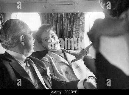 Romy Schneider und Hans Herbert Blatzheim, 1957 Stockfoto