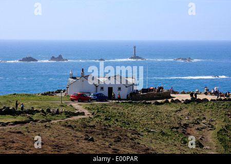 Das erste und das letzte Haus am Ende des Landes in Cornwall, England Stockfoto