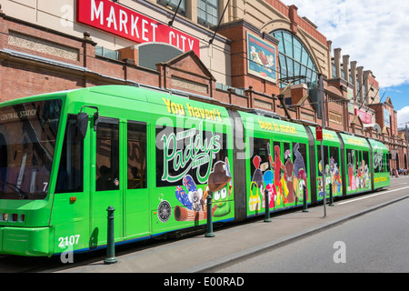 Sydney Australien, Haymarket, Hay Street, Metro Light Rail, Straßenbahn, Variotram, LRV, Paddy's Markets, Market City Centre, Zentrum, Shopping Shopper Shopper shoppen Sho Stockfoto