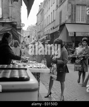 Markt an der Rue Mouffetard in Paris, 1967 Stockfoto