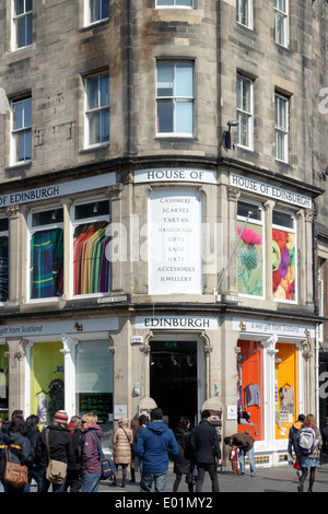 House of Edinburgh Geschenk und Souvenir-Shop auf der Royal Mile, Schottland. Stockfoto