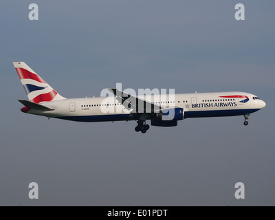 British Airways G-BZHB (Boeing 767 - MSN 29231 Landung auf dem Flughafen Schiphol (AMS - EHAM), den Niederlanden, pic3 Stockfoto